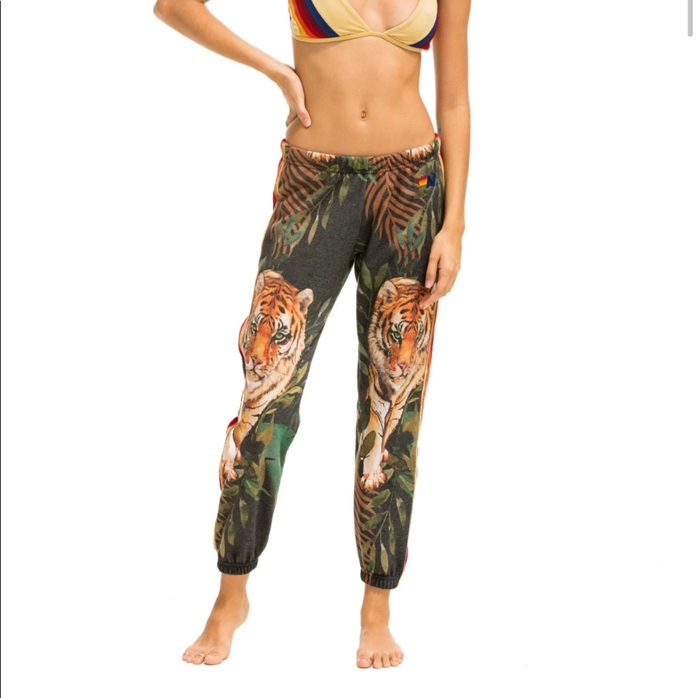 ❌SOLD❌ Aviator Nation Jungle Tiger Sweatpants L